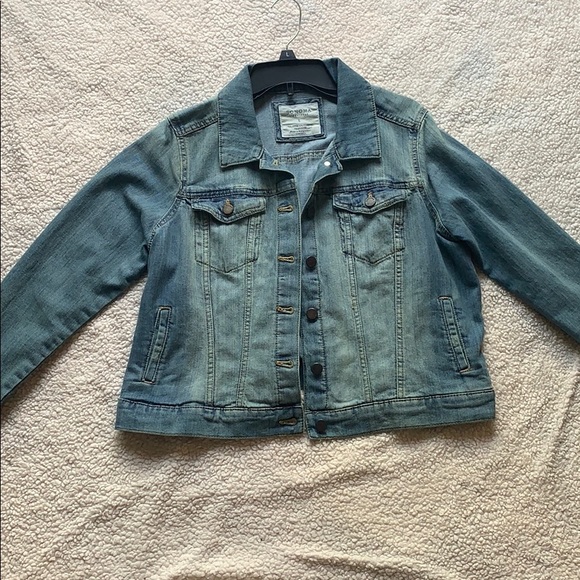 Jackets & Blazers - Sonoma large jean jacket!